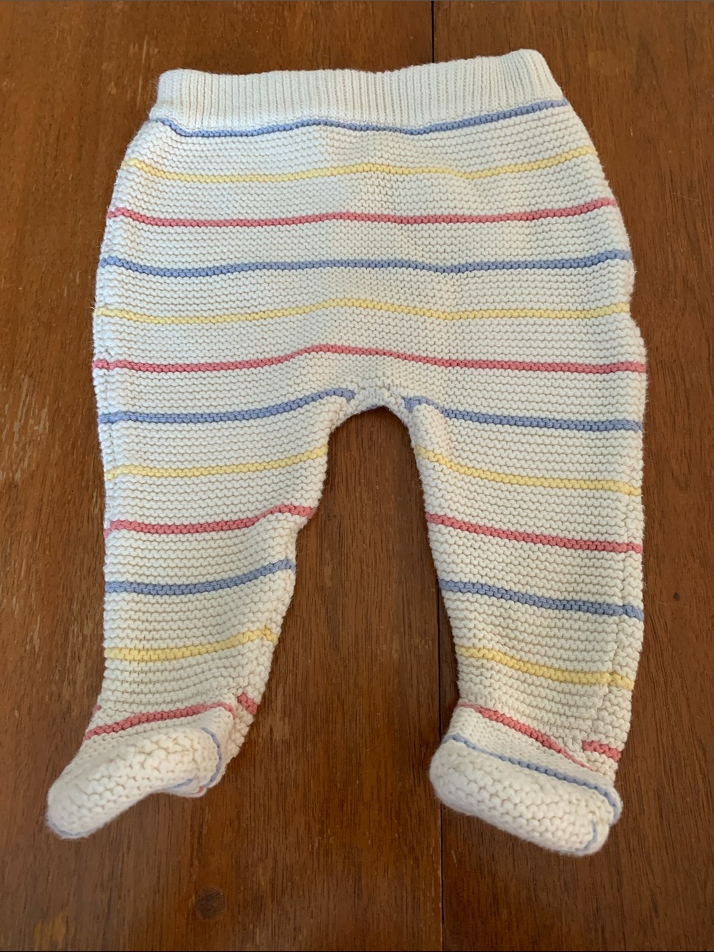 🍊5/$25 Joe Fresh Cream Knit Footed Pants
